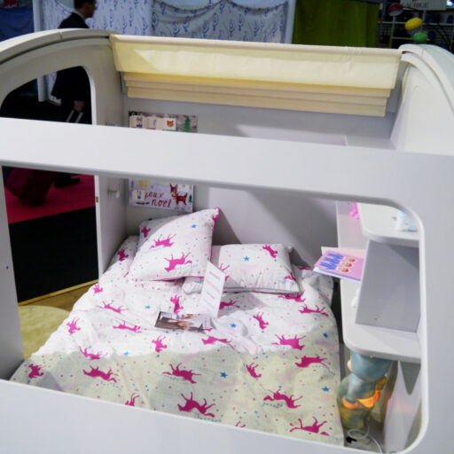 Caravanbed Met Box Wit
