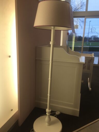 Staander rond + lampenkap Woodwork
