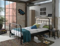 BED METAAL 120 X 200 ZWART NEW YORK