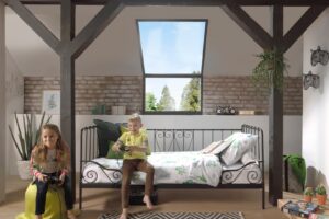 KAJUITBED METAAL 090 X 200 ZWART ALICE VIPACK