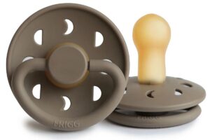 Frigg Fopspeen Moon Phase Portobello T1