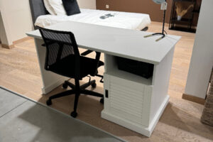 Toonzaalmodel Bureau Classico van FBM