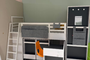 Toonzaalmodel hoogslaper met kasten Nest van Vox