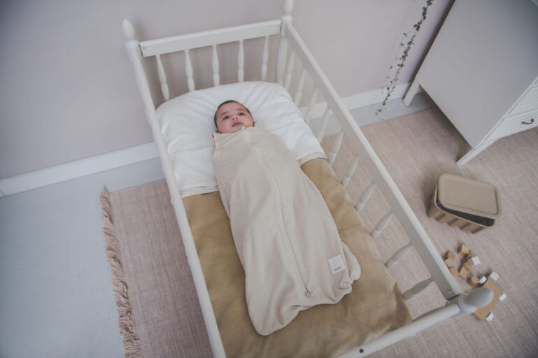 Inbakerslaapzak Royan Warm White 0-3M Koeka