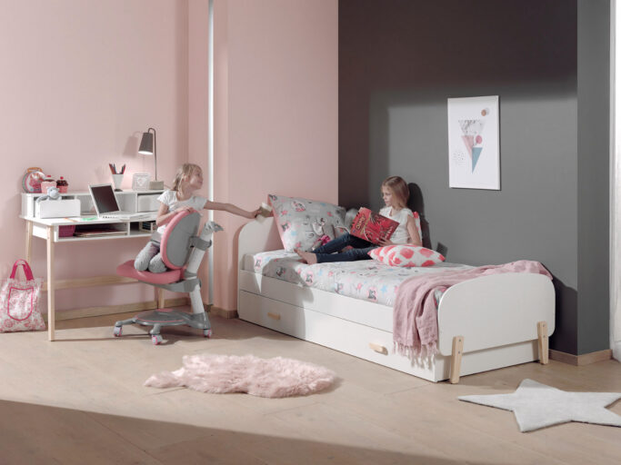BUREAU MET OPZET WIT KIDDY