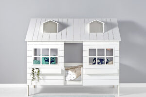Lake house bed van Lifetime