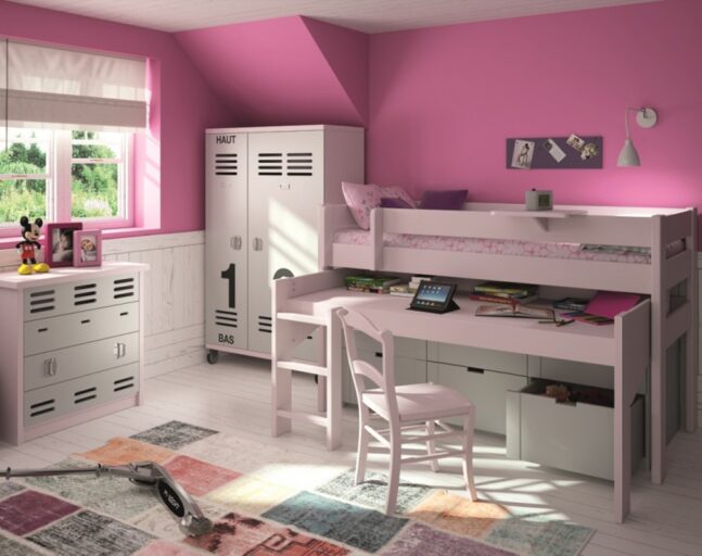 Kinderkamer Dominique van Mathy By bols