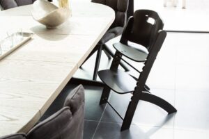 Meegroeistoel + Eettablet Zwart Evosit Childhome