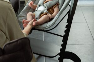 Meegroeistoel + Eettablet Zwart Evosit Childhome