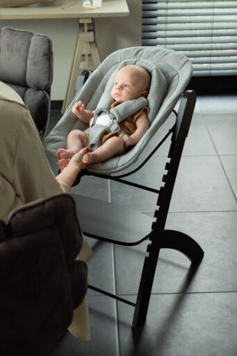 Meegroeistoel + Eettablet Zwart Evosit Childhome