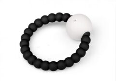 Rattle Ring Soft Black & White