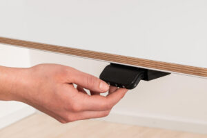 BUREAU 150CM GRIJS ELECTRISCH IN HOOGTE VERSTELBAAR