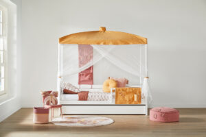 Kinderkamer hemelbed van Lifetime