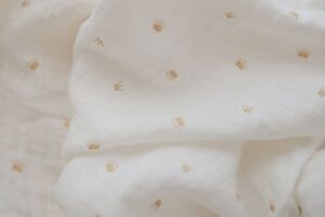 Swaddle Crowns Mushie