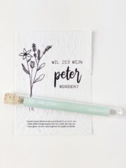 Wenskaart In Tube Let Love Grow Peter Minimou