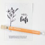Wenskaart In Tube Let Love Grow Veel Liefs Minimou