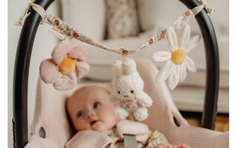 Wagenspanner Nijntje Vintage Little Flowers Little Dutch