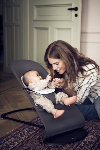 Relax Balance Soft Donkergrijs / Grijs Babybjorn